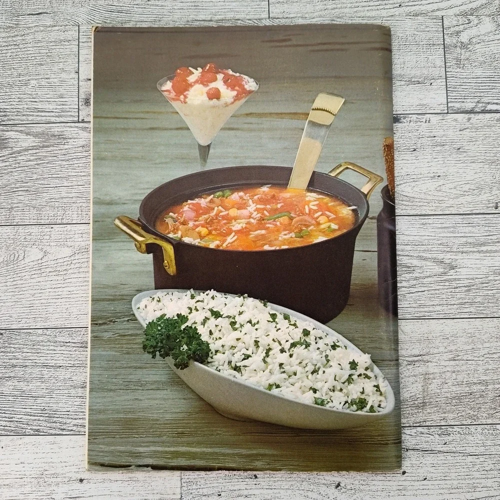Timeless Recipes with Minute Rice Cookbook 1965 Booklet Soup to Desserts Vtg MCM